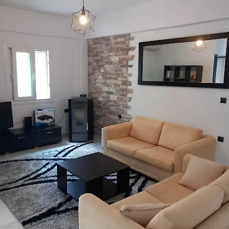Apartament Saloumis House *